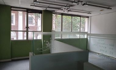 Oficina con local comercial en Retiro