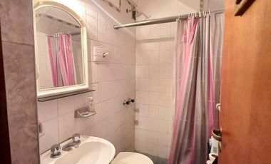 Duplex a tan solo 200 metros del mar c/cochera y patio!!!