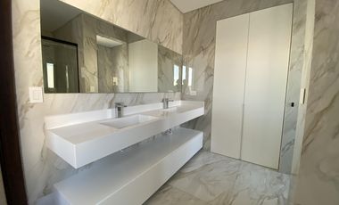 Casa a estrenar Puertos del Lago Barrio Marinas Escobar