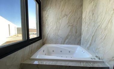 Casa a estrenar Puertos del Lago Barrio Marinas Escobar
