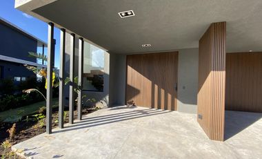 Casa a estrenar Puertos del Lago Barrio Marinas Escobar