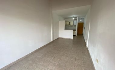 MONOAMBIENTE con COCHERA