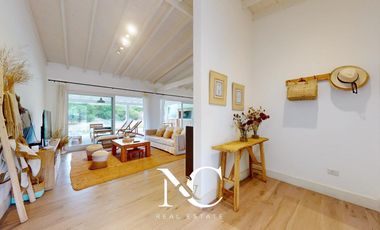 Casa en venta en Costa Esmeralda, fondo libre