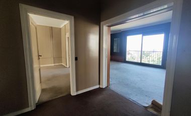 VENTA Piso PENTHOUSE frente a las Barrancas  Gran Terraza propia 2Coch, VIG 24hs estilo CASA