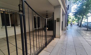 VENTA Piso PENTHOUSE frente a las Barrancas  Gran Terraza propia 2Coch, VIG 24hs estilo CASA