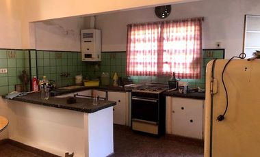 CASA VENTA MORON