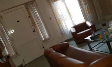 CASA VENTA MORON