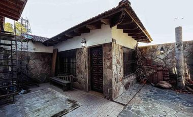 Casa venta -2 dormitorios-1 baño- 58mts2 cubiertos  - Berisso