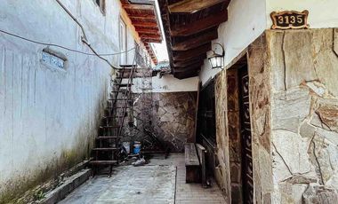 Casa venta -2 dormitorios-1 baño- 58mts2 cubiertos  - Berisso