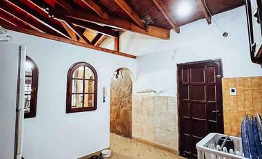 Casa venta -2 dormitorios-1 baño- 58mts2 cubiertos  - Berisso