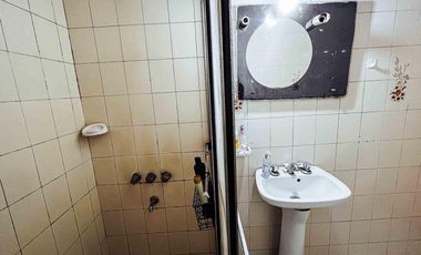 Casa venta -2 dormitorios-1 baño- 58mts2 cubiertos  - Berisso