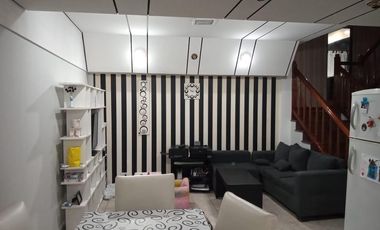 Venta Chalet 7 Amb. De Categoria en El Palomar -  Ideal 2 Flias.