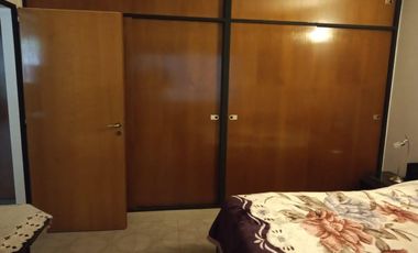 Venta Chalet 7 Amb. De Categoria en El Palomar -  Ideal 2 Flias.