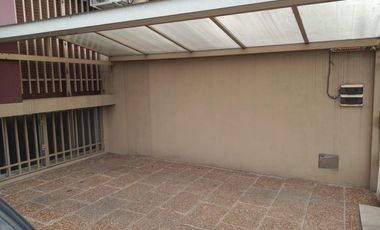 Venta Chalet 7 Amb. De Categoria en El Palomar -  Ideal 2 Flias.