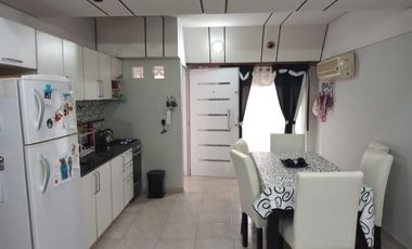 Venta Chalet 7 Amb. De Categoria en El Palomar -  Ideal 2 Flias.