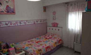 Venta Chalet 7 Amb. De Categoria en El Palomar -  Ideal 2 Flias.