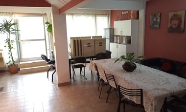 Venta Chalet 7 Amb. De Categoria en El Palomar -  Ideal 2 Flias.