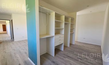 Casa 4 amb en venta en barrio cerrado  La Cesarina