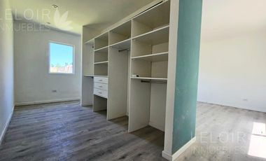 Casa 4 amb en venta en barrio cerrado  La Cesarina