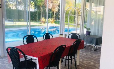 CASA EN VENTA Y ALQUILER DE 4 AMBIENTES MALIBÚ
