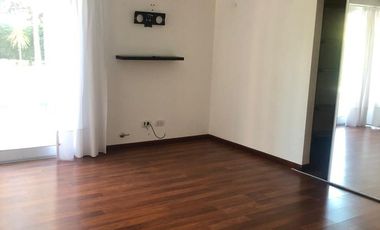 CASA EN VENTA Y ALQUILER DE 4 AMBIENTES MALIBÚ