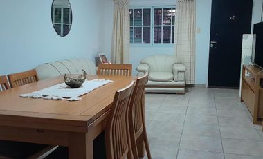 CASA 2 DORMITORIOS EN VENTA A METROS DE BLAS PARERA