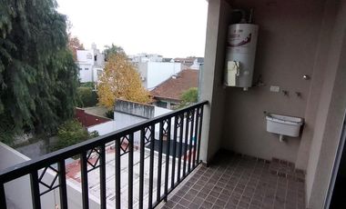 Venta - a Estrenar Semipiso 3 amb. c/ Cochera