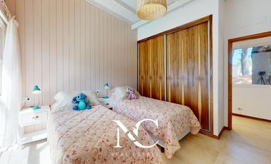 Casa en venta en Costa Esmeralda, fondo a la cancha de polo