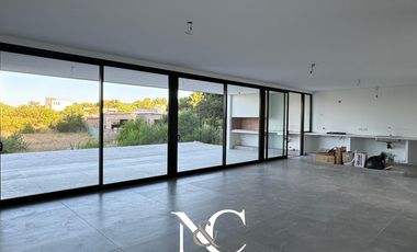 Casa en venta en Costa Esmeralda a estrenar