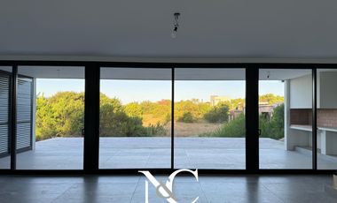 Casa en venta en Costa Esmeralda a estrenar