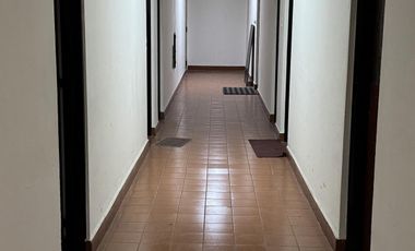 Alquiler oficina amoblada con patio exclusivo - San Luis 1900 Rosario