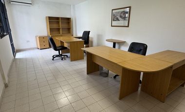Alquiler oficina amoblada con patio exclusivo - San Luis 1900 Rosario