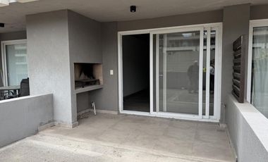 Departamento Monoambiente  en Alquiler  Campus Vista  Pilar PB con patio y parrilla