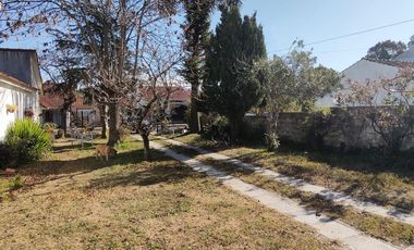 Casas en venta - 3 Dormitorios 2 Baños - 560Mts2 - Santa Teresita