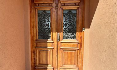 VENTA CASA 5 AMBIENTES SAN SEBASTIAN EN 2 PLANTAS A LA LAGUNA