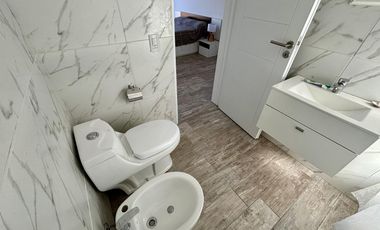 VENTA CASA 5 AMBIENTES SAN SEBASTIAN EN 2 PLANTAS A LA LAGUNA