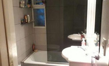 Casa en venta - 2 Dormitorios 2 Baños - Cochera - 381Mts2 - Temperley
