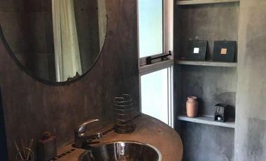 Casa en venta - 2 Dormitorios 2 Baños - Cochera - 381Mts2 - Temperley