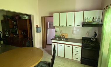 SANTILLI - ALMAFUERTE 256 - Lomas de Zamora Oeste