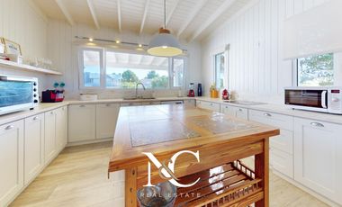Casa en venta en Costa Esmeralda con Fondo a la Cancha Golf