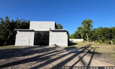 Depósito en venta - Galpón - Oficina - 4.200Mts2 - La Plata
