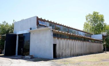 Depósito en venta - Galpón - Oficina - 4.200Mts2 - La Plata