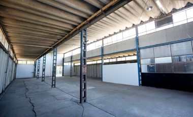Depósito en venta - Galpón - Oficina - 4.200Mts2 - La Plata
