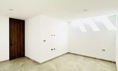 Casa en Huma Zibata con Acabados de Alta Gama