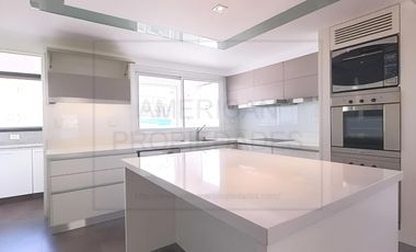 Venta 4 dormitorios triplex Parrilla Quincho Terraza Hidromasaje Sauna 3 cocheras Barrancas de Belgrano