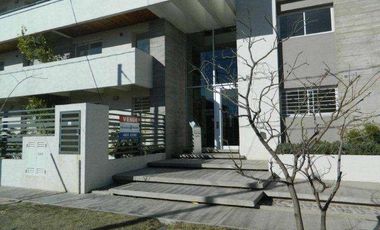Departamento de tres  dormitorios en venta, Balcón,  Zona Norte