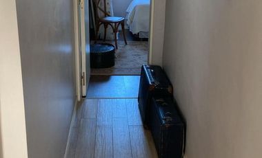 EN VENTA EXCELENTE  PISO, PRIMERA LINEA SOBRE  MITRE