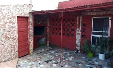 Casa - Claypole