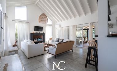 Casa en venta en Costa Esmeralda C/gas