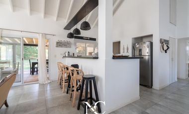 Casa en venta en Costa Esmeralda C/gas